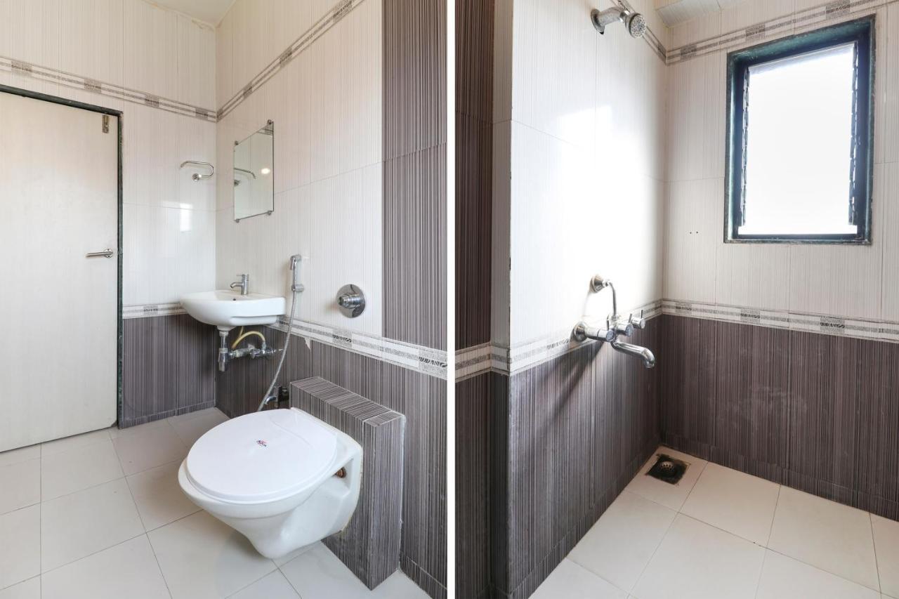 Oyo 10679 Hotel Nanashree Executive Vagholi Eksteriør bilde