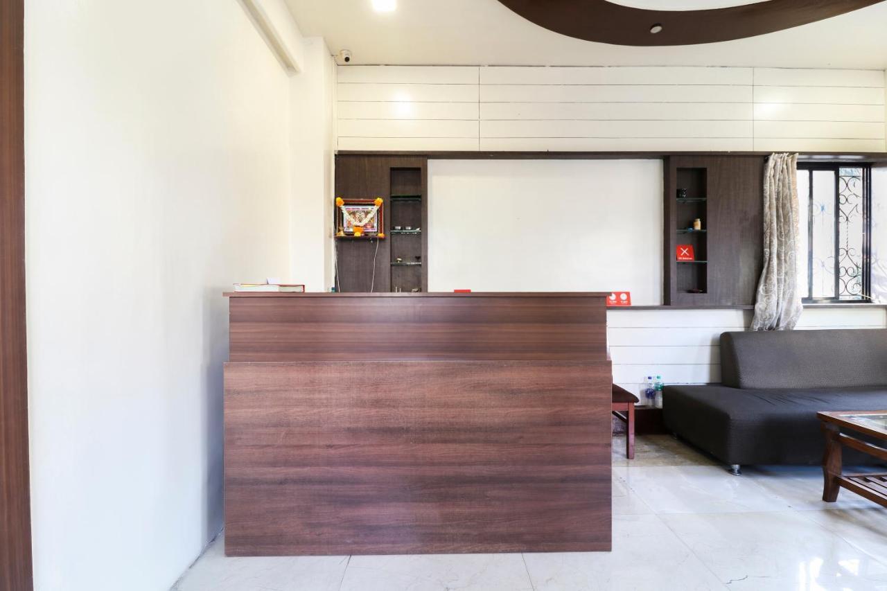 Oyo 10679 Hotel Nanashree Executive Vagholi Eksteriør bilde